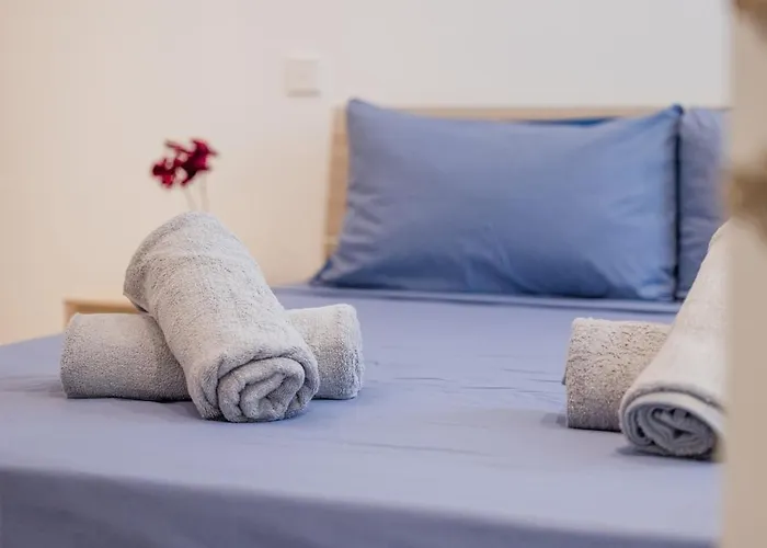 Stylish Sea-view Penthouse In The Heart Of